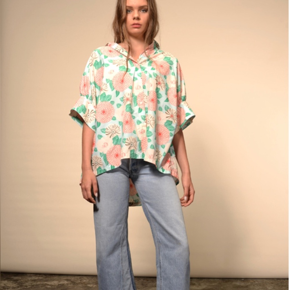 V. DE. VINSTER Shakti Blue Floral Oversized Cotton Button Up Shirt